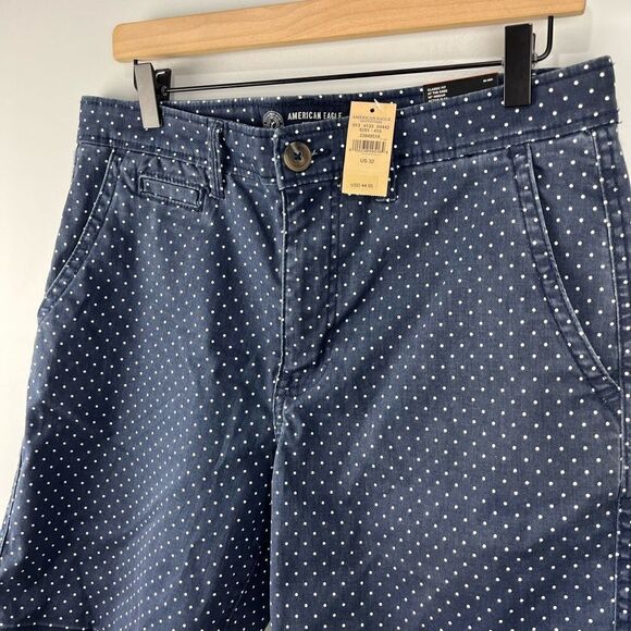 AEO Active Flex Classic Fit Navy & White Polka Dot Shorts 32 NWT - Picture 4 of 6